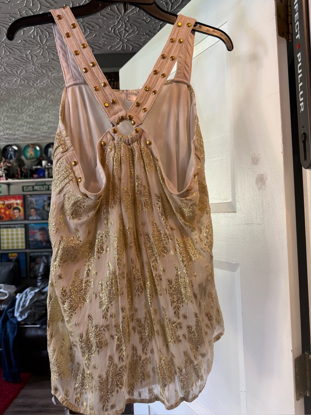 VENUS Gold-Accent Cream Layered Camisole